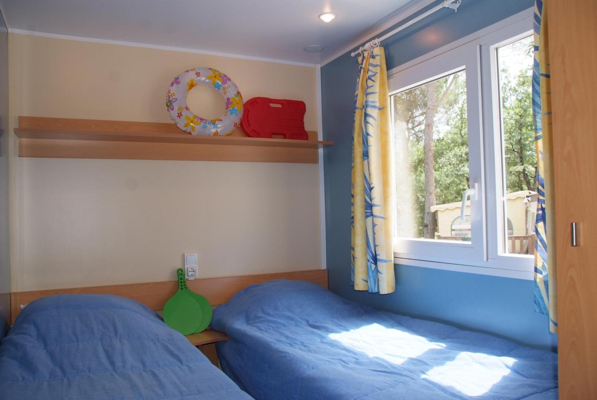 Camping Lou Cantaire Hotel Файенс Стая снимка