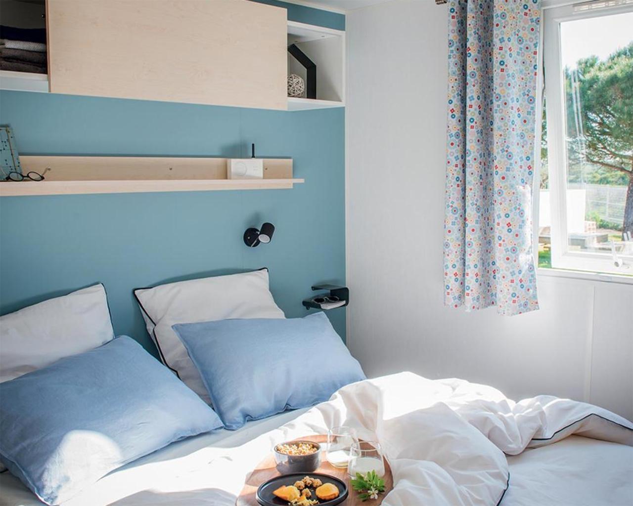 Camping Lou Cantaire Hotel Файенс Екстериор снимка